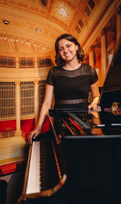 Profile photo of Zhanna, Piano tutor at Wiingy 