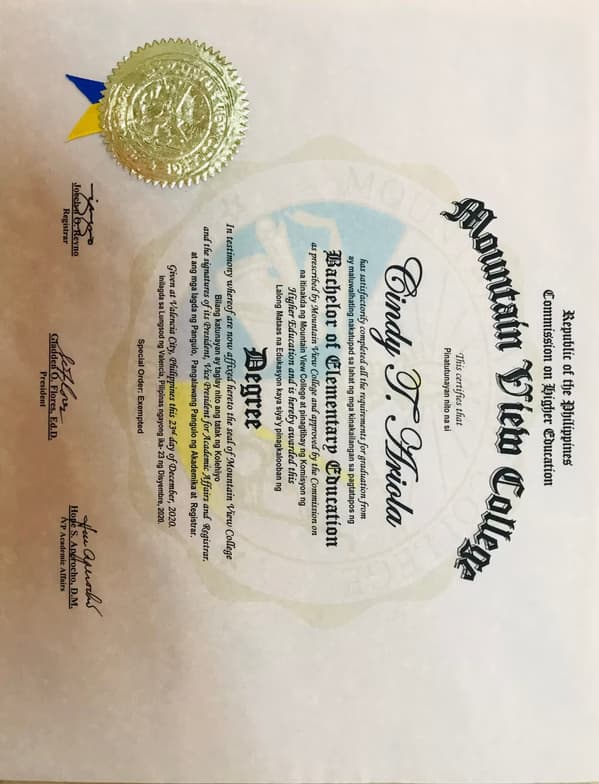 Verified degree or teaching certification of cindy 