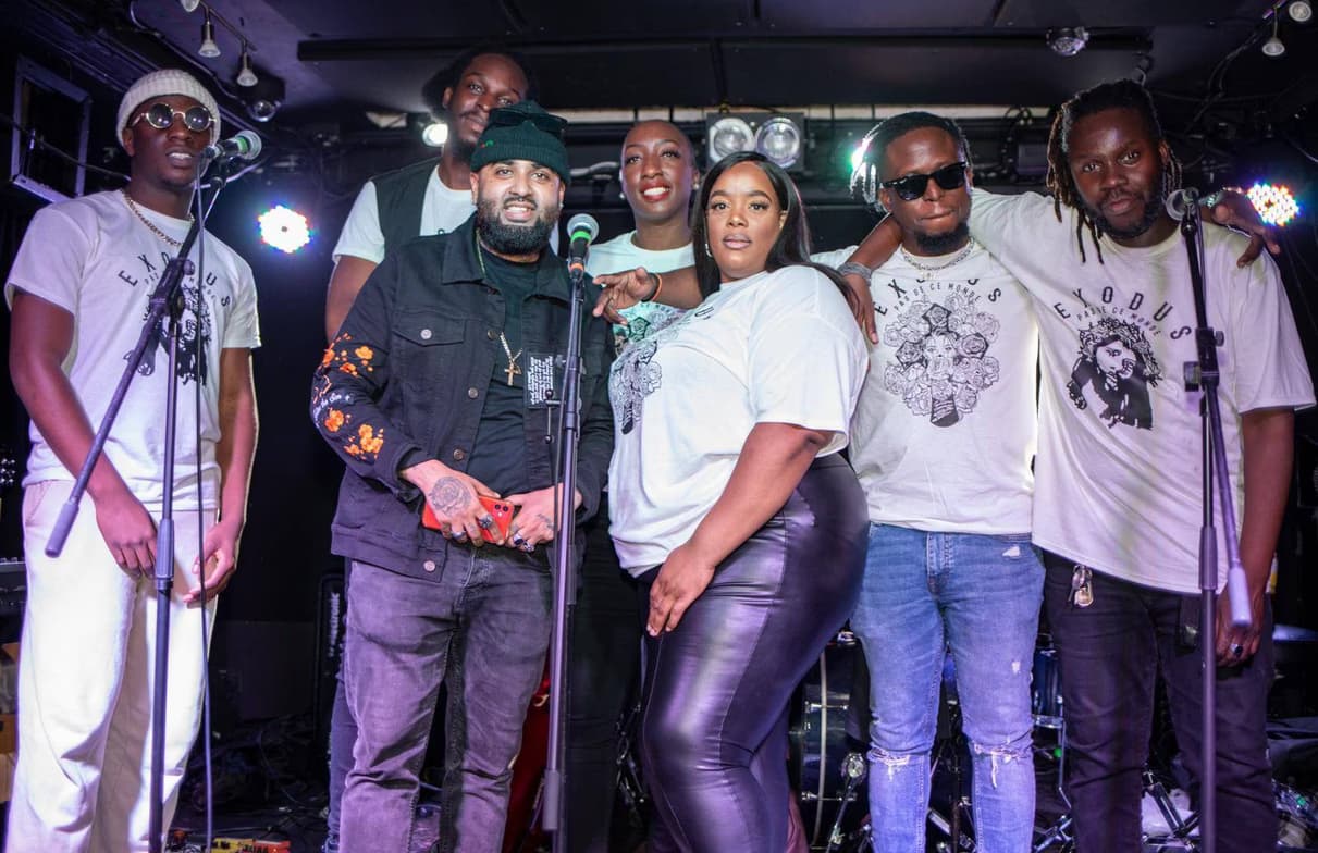 Travel snapshot of Ruth during a trip 