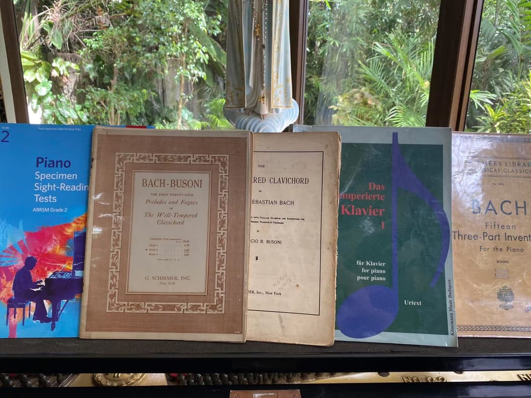 Piano learning materials by Ireneo III 