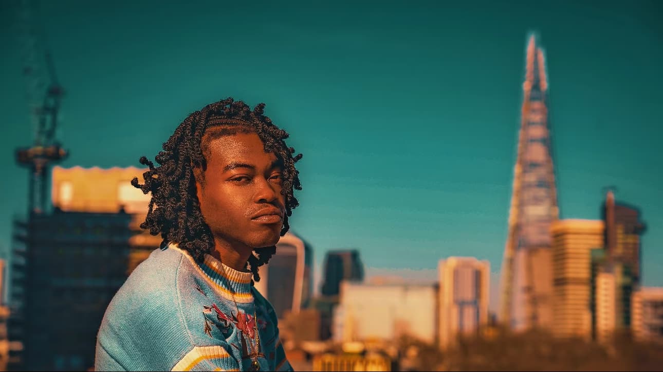 Profile photo of Titomi, Singing tutor at Wiingy 