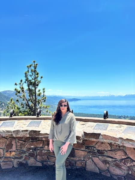 Travel snapshot of Samita during a trip