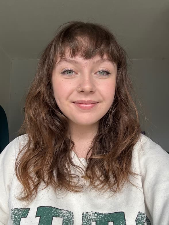 Profile photo of Ruby, Guitar tutor at Wiingy 