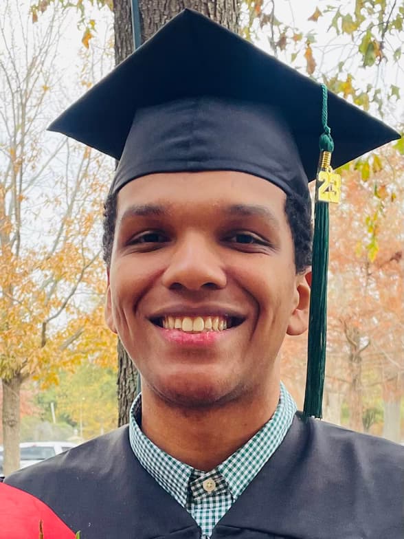 Profile photo of Cameron, Piano tutor at Wiingy 