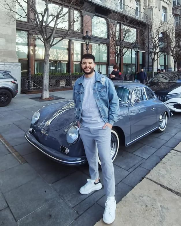 Profile photo of Khalid, French tutor at Wiingy 