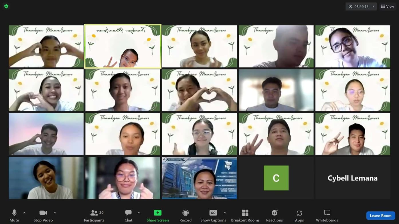 JACKIELINE conducting a lesson 