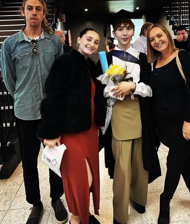 Graduation ceremony photo of Henny 