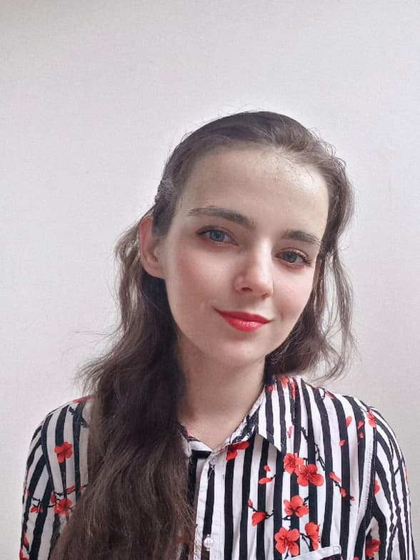 Profile photo of Anastasiia, English tutor at Wiingy 