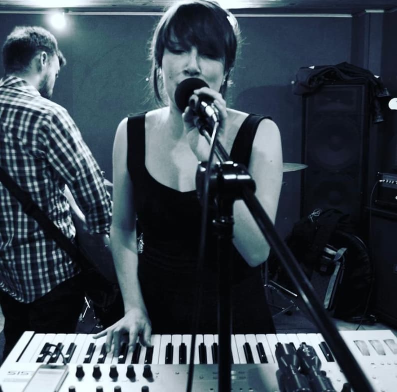 Profile photo of Carolina, Singing tutor at Wiingy 