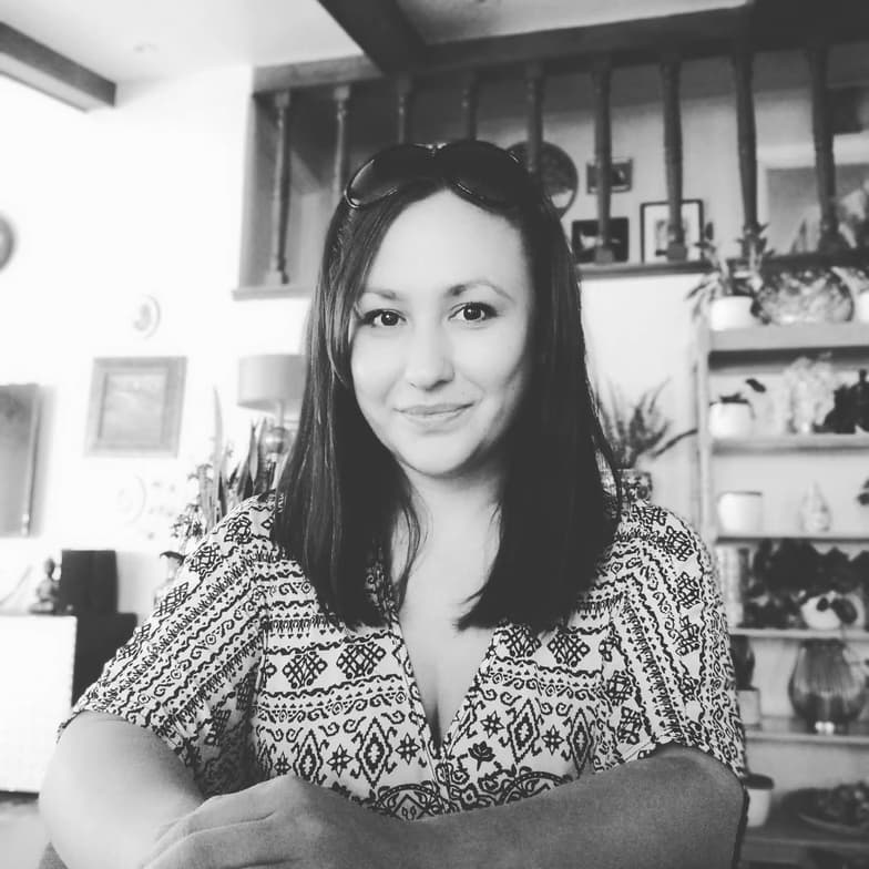 Profile photo of Elvira, ESL tutor at Wiingy 