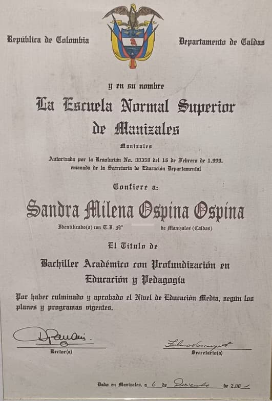 Verified degree or teaching certification of Sandra 