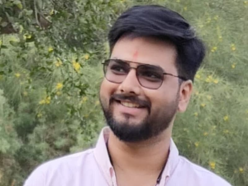 Profile photo of Shreesh, Hindi tutor at Wiingy 