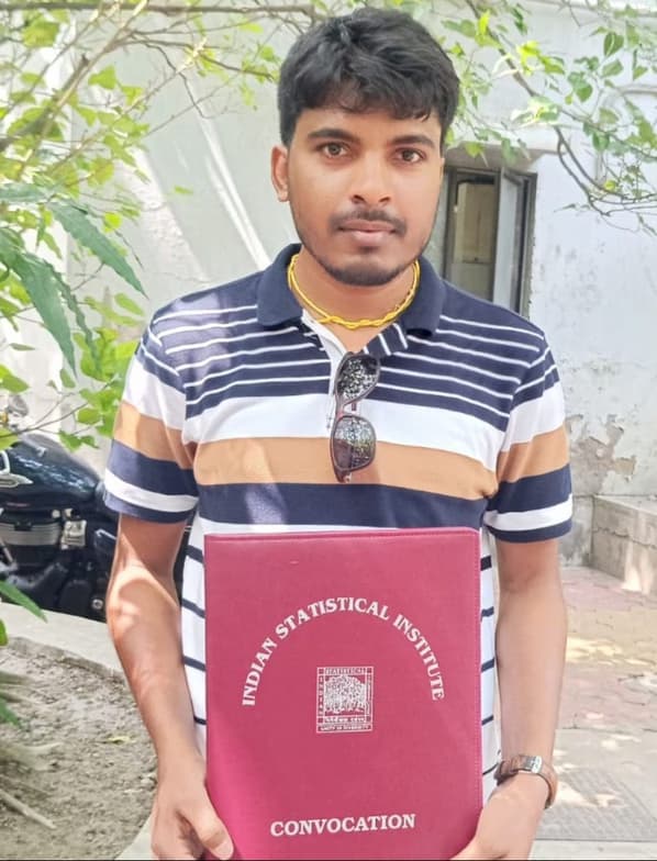 Graduation ceremony photo of Sasanka 