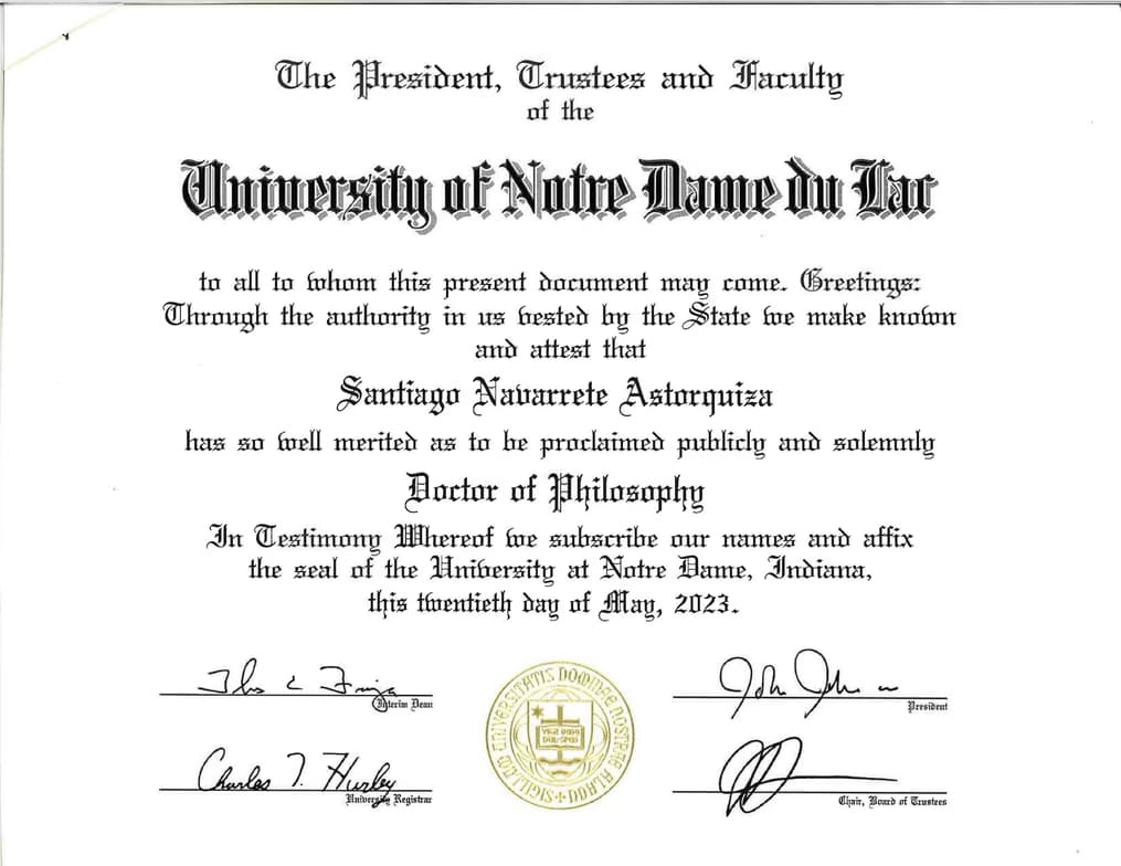 Verified degree or teaching certification of Santiago