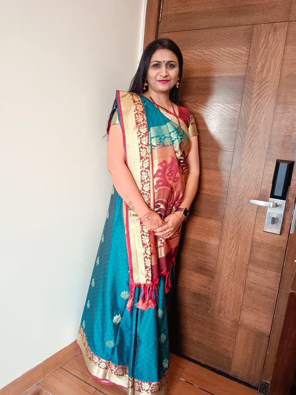 Profile photo of Binal , Chemistry tutor at Wiingy 