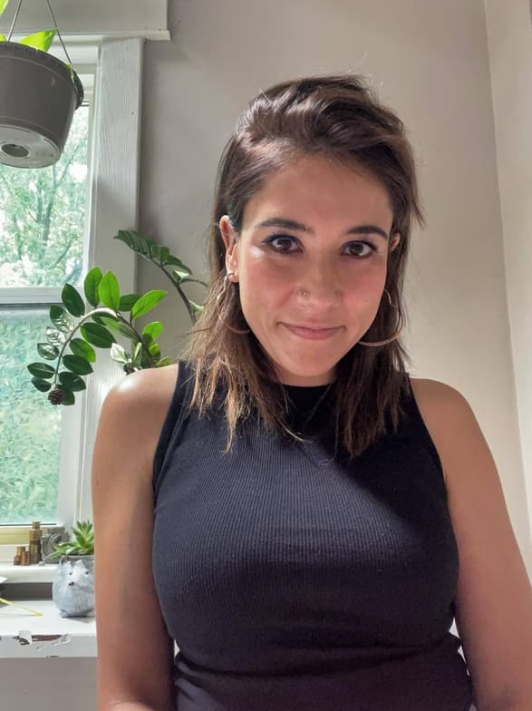 Profile photo of Anareli, French tutor at Wiingy 