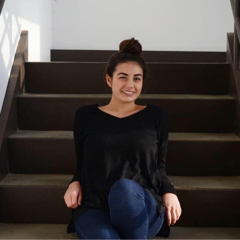 Profile photo of Emily, Singing tutor at Wiingy 