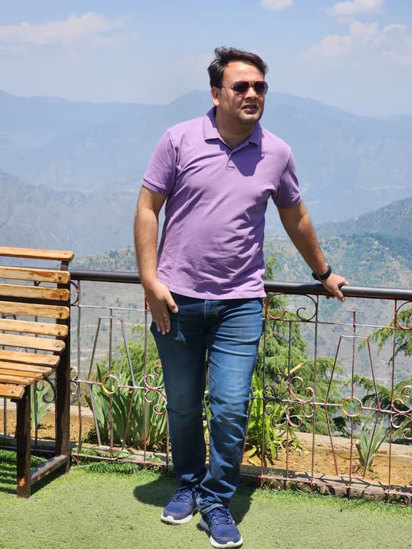 Travel snapshot of SHAHAB during a trip 