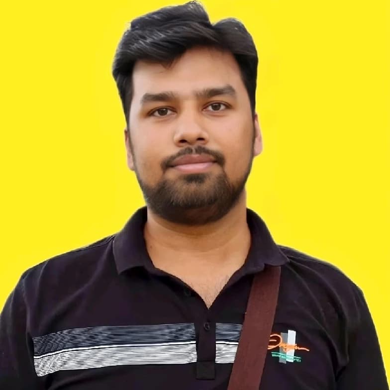 Profile photo of Naveen, Physics tutor at Wiingy 