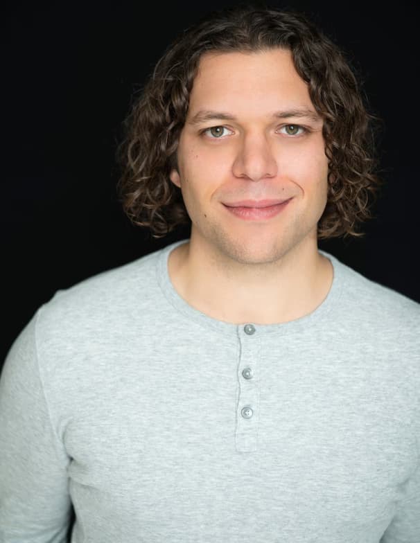 Profile photo of Taylor, Singing tutor at Wiingy 