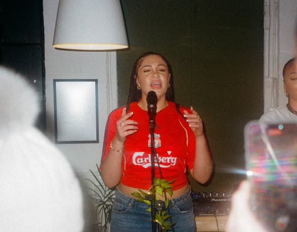 Casual photos of Charlotte, Wiingy tutor 