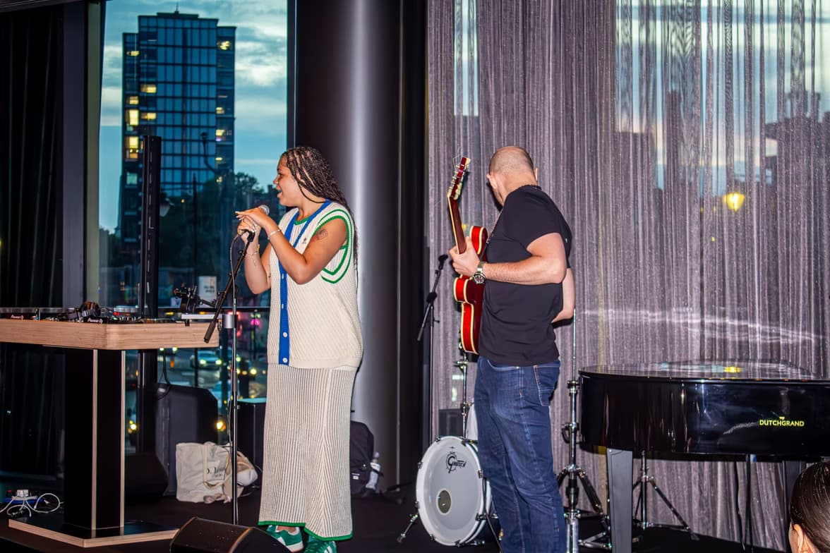 Digital pen-tab teaching notes by Charlotte 