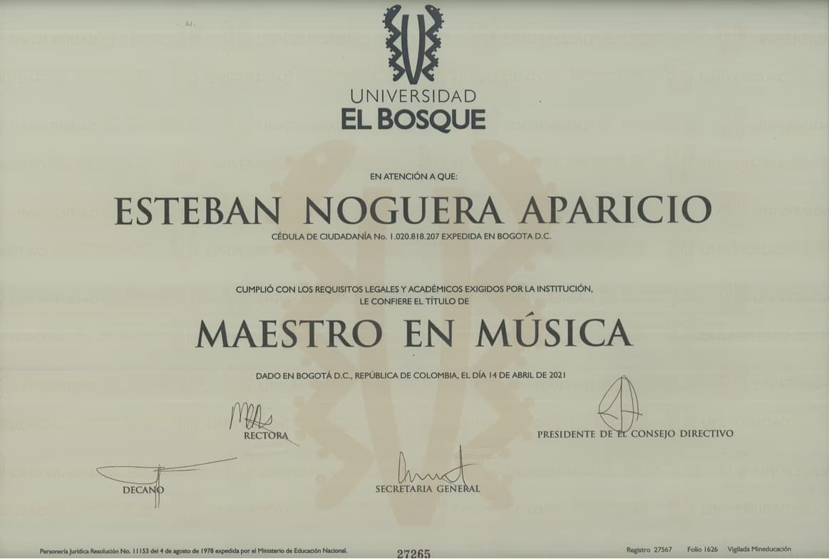 Verified degree or teaching certification of Esteban
