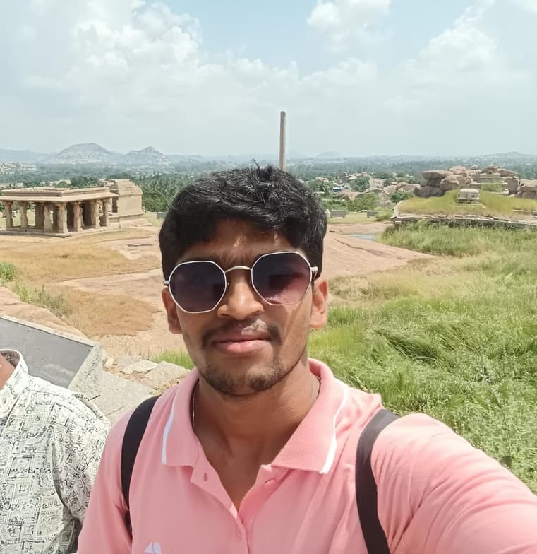 Profile photo of PUTLURU, Mathematics tutor at Wiingy 