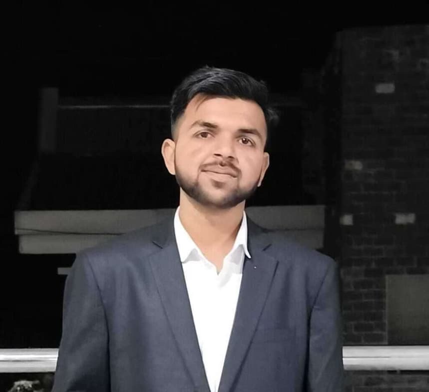 Profile photo of RITESHKUMAR, Chemistry tutor at Wiingy