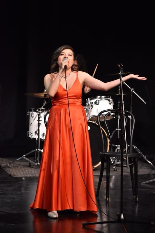 Alondraenjoying a hobby outside teaching 