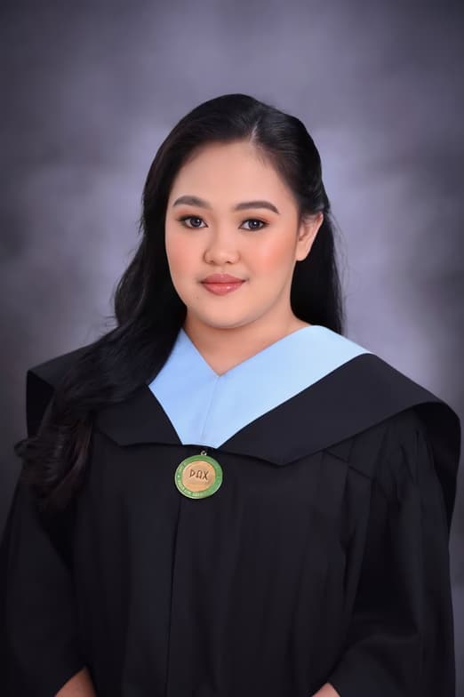 Profile photo of Sheen Vhea, Singing tutor at Wiingy 