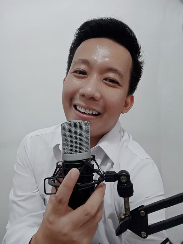 Profile photo of Ryan, Singing tutor at Wiingy