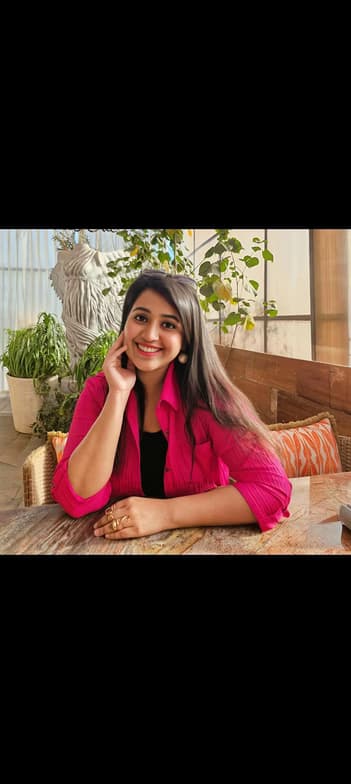 Profile photo of Akarshi, ESL tutor at Wiingy