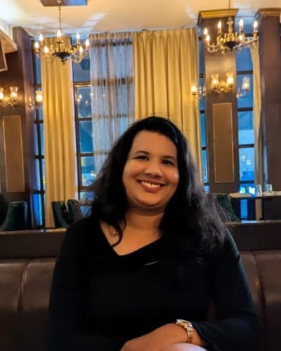 Profile photo of Nandini , Physics tutor at Wiingy 