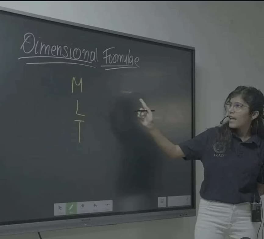 Teaching setup of Monika for private tutoring 