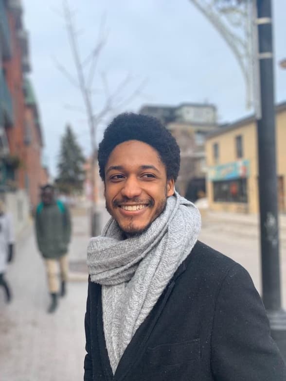 Profile photo of Devin, Spanish tutor at Wiingy 