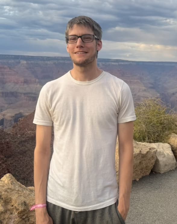 Travel snapshot of Alexander during a trip 