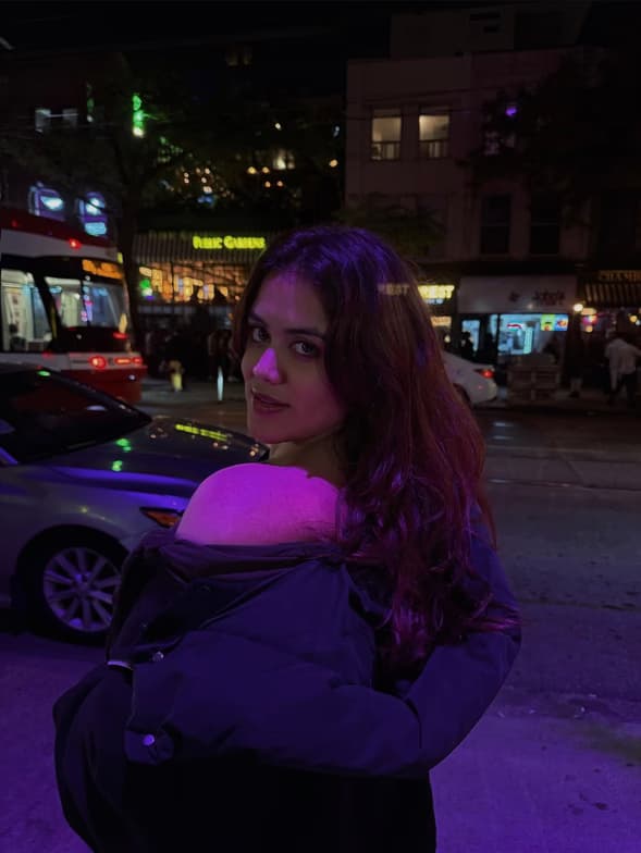 Profile photo of Myra, Singing tutor at Wiingy