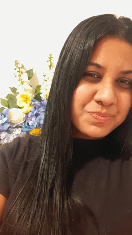 Profile photo of Antaneeta , Piano tutor at Wiingy 