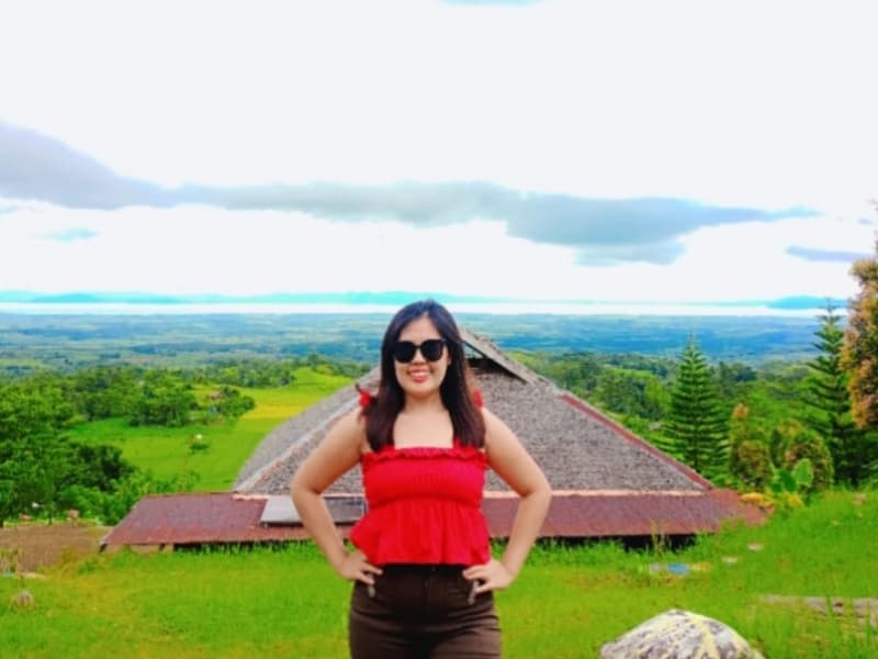 Travel snapshot of Jasteen during a trip 