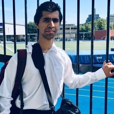 Profile photo of Harshmaan, Piano tutor at Wiingy 