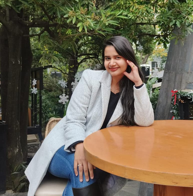 Profile photo of Sneha, Physics tutor at Wiingy 