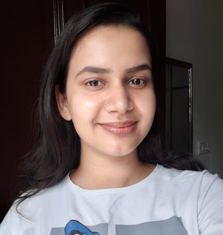 Profile photo of Sneha, Physics tutor at Wiingy 