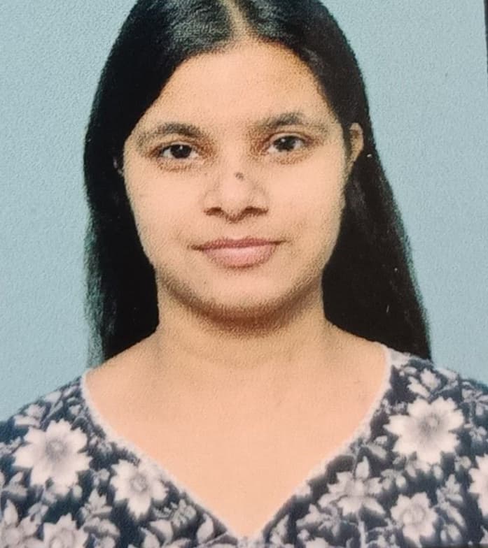 Profile photo of Pragya, Physics tutor at Wiingy 