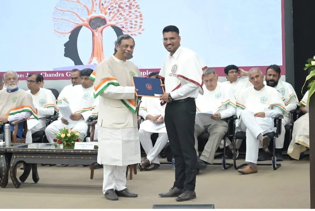 Graduation ceremony photo of Bhagwan  