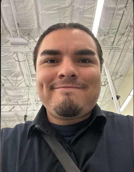 Profile photo of Luis, Piano tutor at Wiingy 