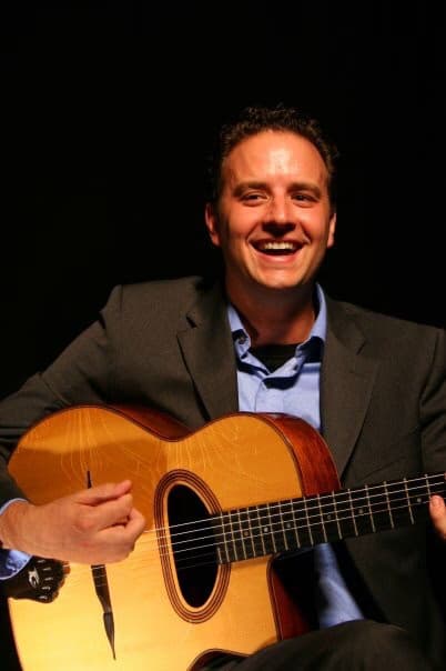 Profile photo of Teddy, Guitar tutor at Wiingy 