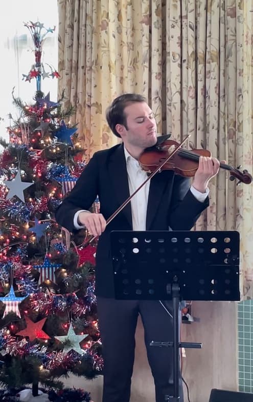 Profile photo of Ian, Violin tutor at Wiingy 