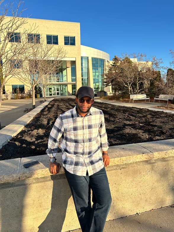 Profile photo of Ezenwa, Mathematics tutor at Wiingy 