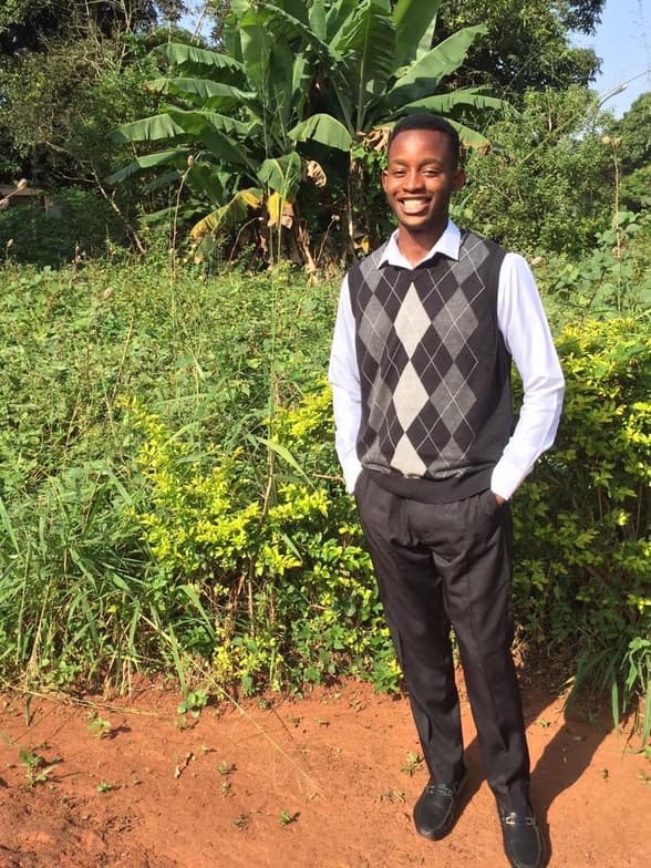 Travel snapshot of Ezenwa during a trip 